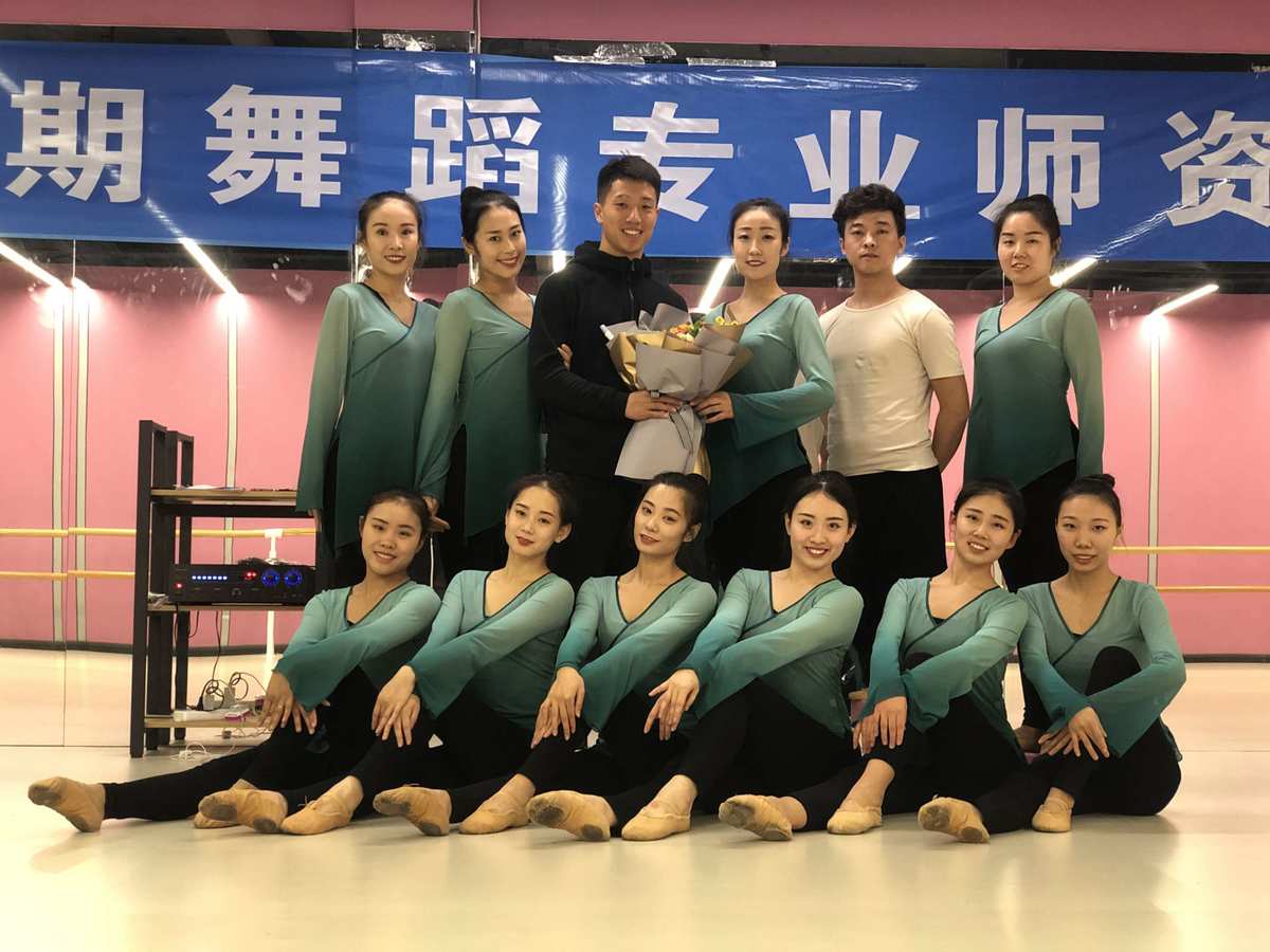qq炫舞舞团职位名霸气_qq炫舞舞团职位名称_qq炫舞好听的舞团名字职位名