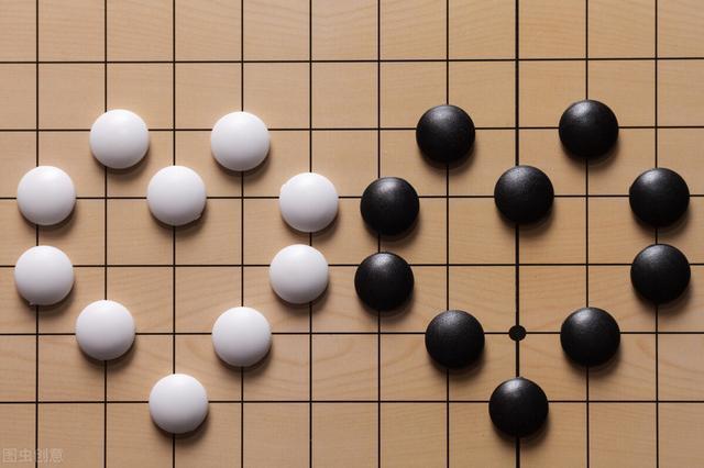 弈城围棋：艺术与洞察力的巅峰对决