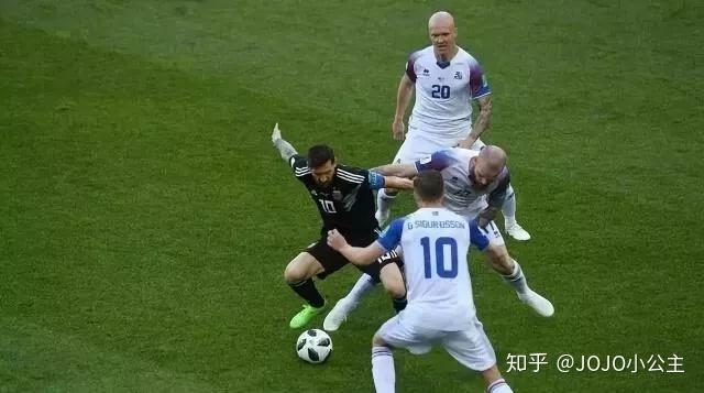 冰岛足球队是业余选手_冰岛足球著名球星_说说冰岛足球笑话