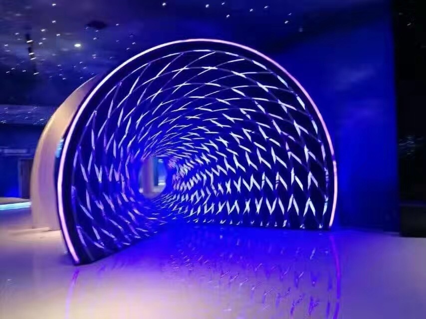 上海舞龙道具出租_卡通道具服装出租_北京ufo道具出租
