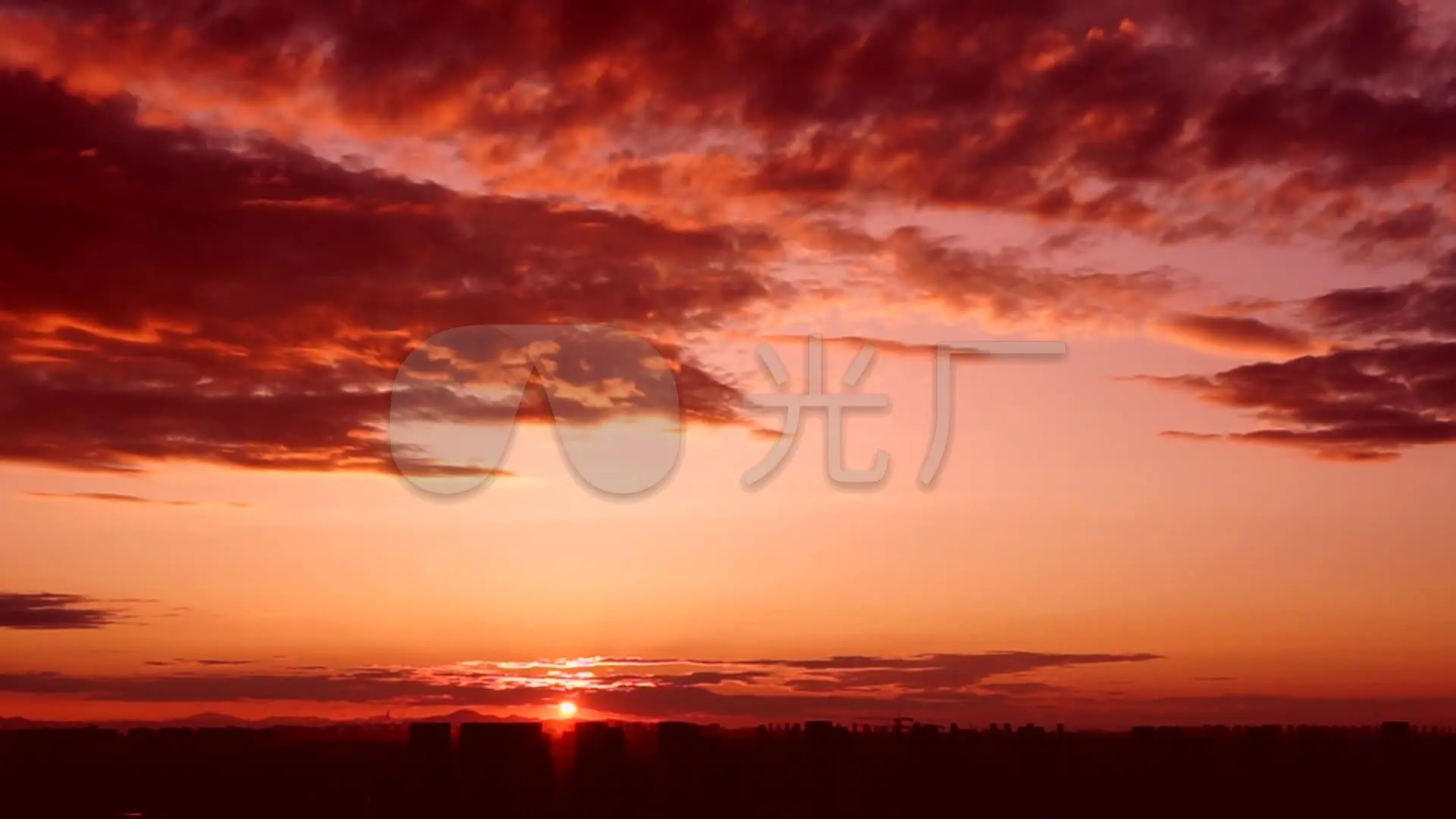 太阳从东方升起 翻译_太阳升起在东方英语怎么说_翻译太阳从东方升起