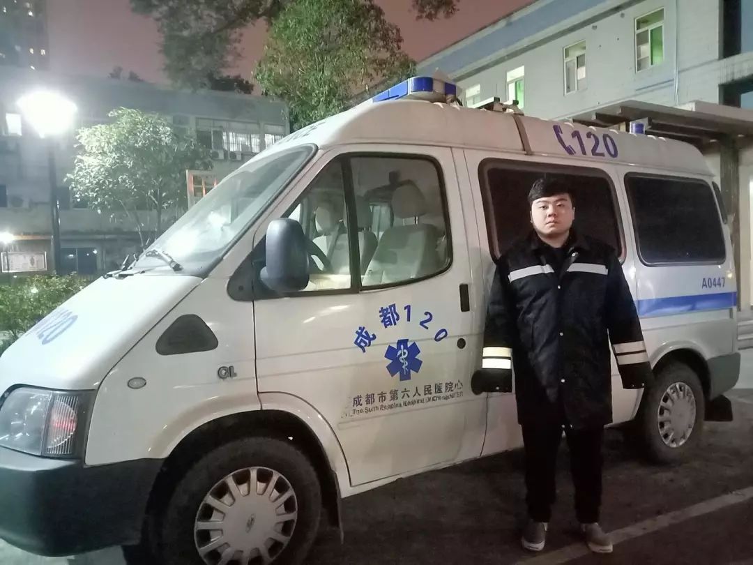 120救护车游戏_真实救护车驾驶模拟游戏_120驾驶游戏驾驶救护