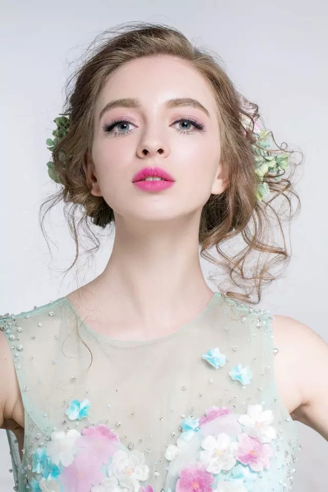 化妆美女游戏叫什么_美女化妆游戏_化妆美女游戏微信小程序