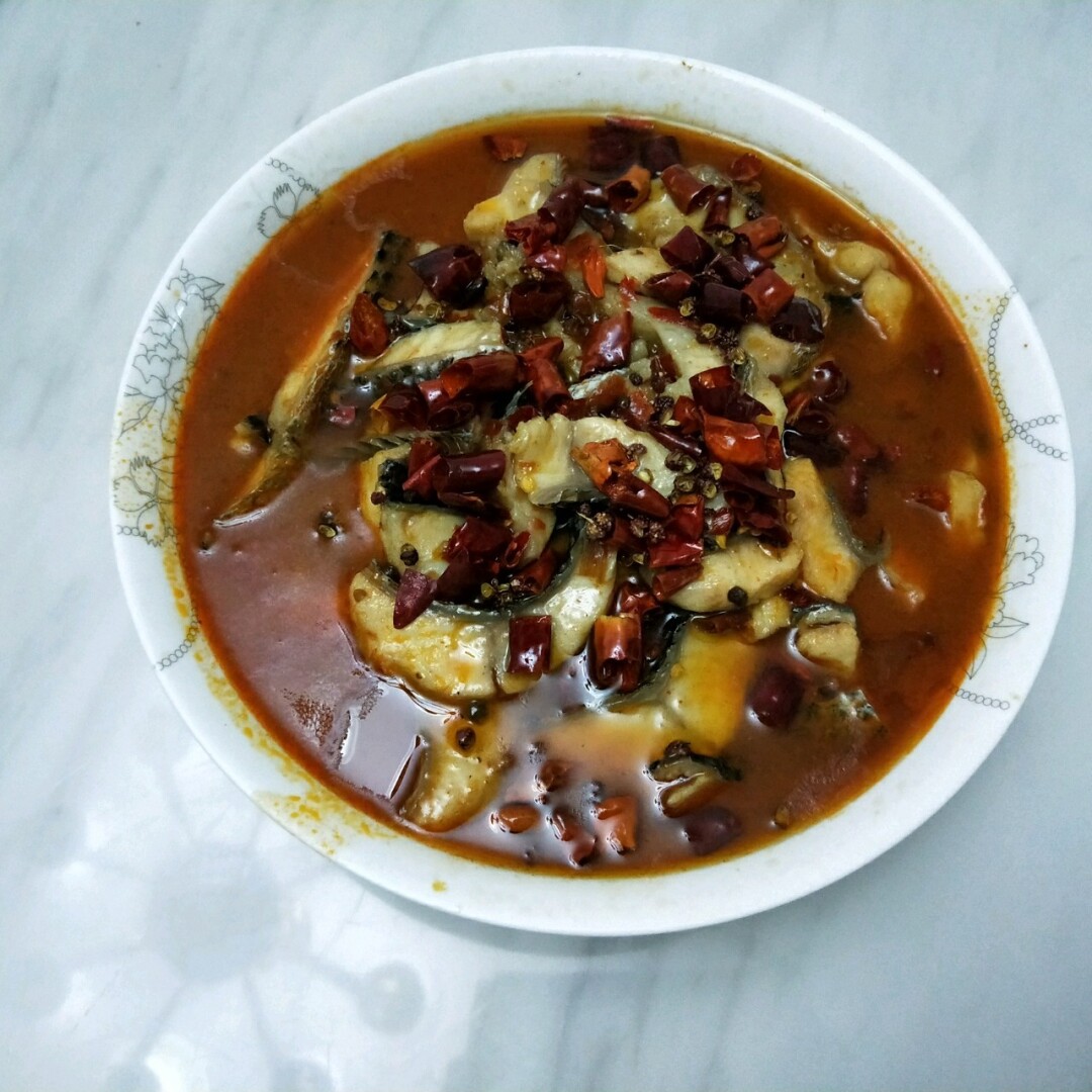 口水鱼_口水鱼的正宗做法视频_口水鱼是什么鱼