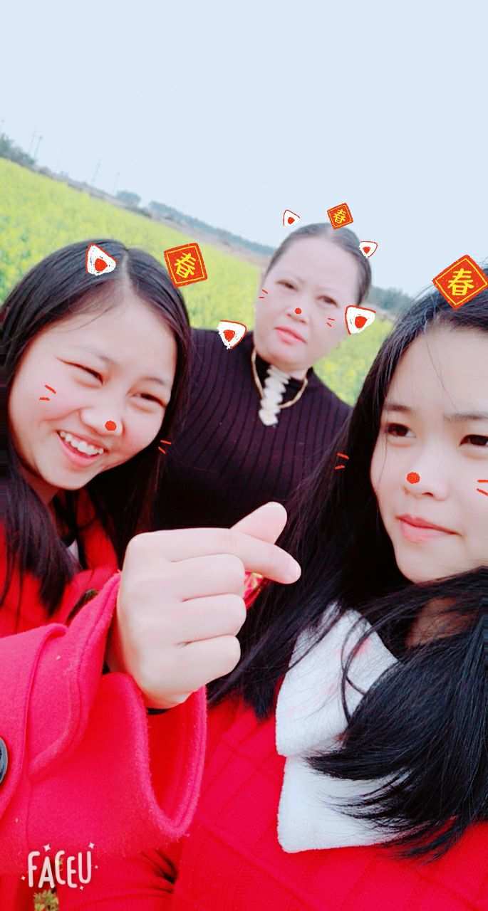 妹妹生活费姐姐应该给吗_和妹妹的生活_妹妹生活困难该不该接济她