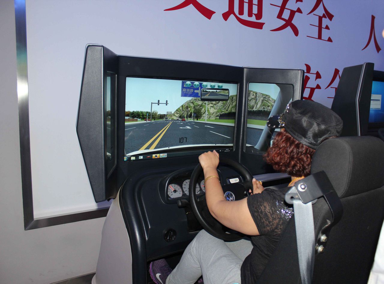 小车模拟器真实驾驶_小车驾驶模拟器真实驾驶视频_小车驾驶模拟器真实版下载