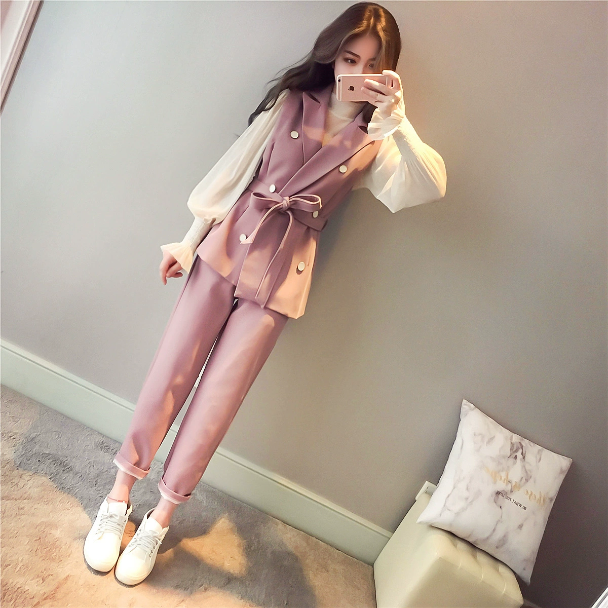 套装少女适合什么年龄_套装少女适合什么妆容_少女套装适合谁