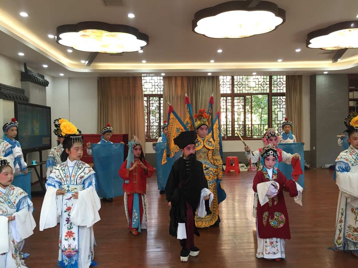 燕子没有你我可怎么活gif_燕子没有你我可怎么活呀燕子台词_燕子没有你我怎么活什么电影