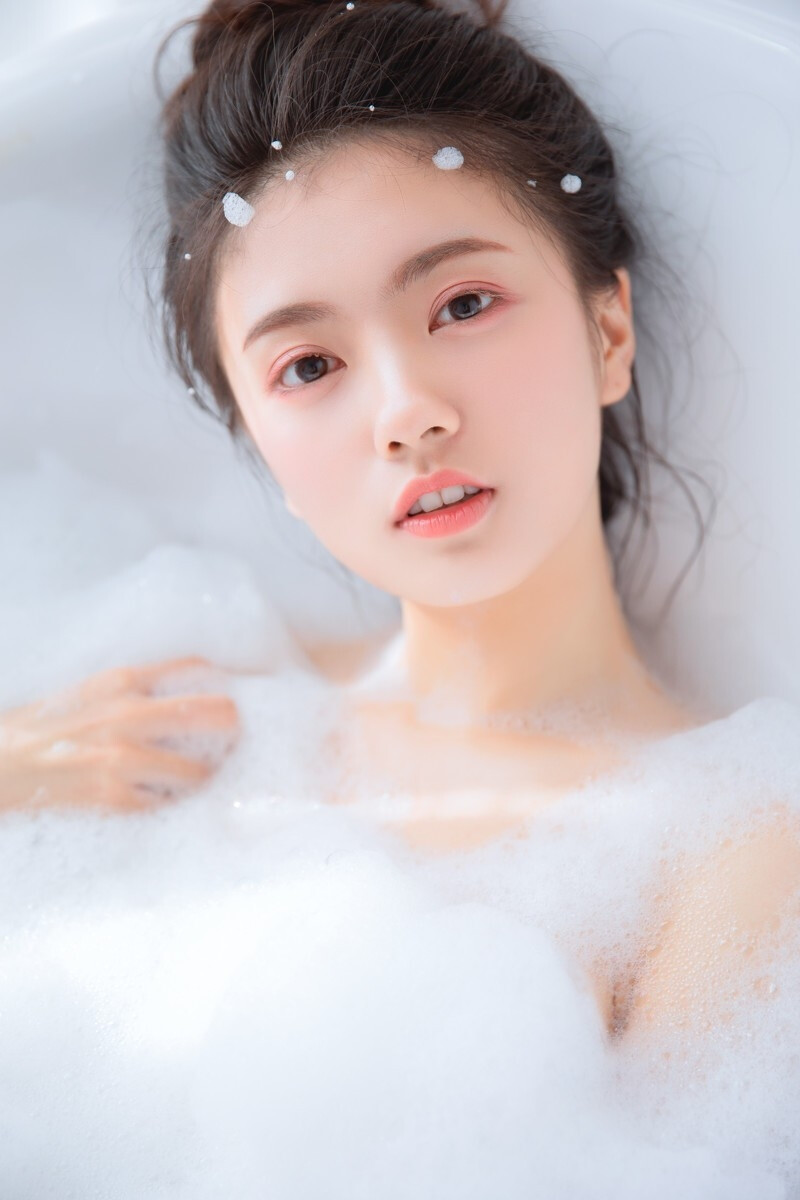 给小美女洗澡游戏手机版_给小美女洗澡游戏手机版_给小美女洗澡游戏手机版