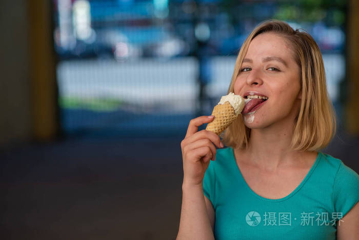 触摸美女游戏手机游戏_游戏触摸美女手机版_游戏触摸美女手机软件