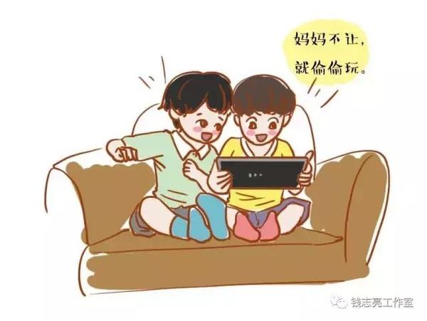 男孩玩手机游戏视频_13岁男孩玩手机游戏_男孩玩手机游戏图片