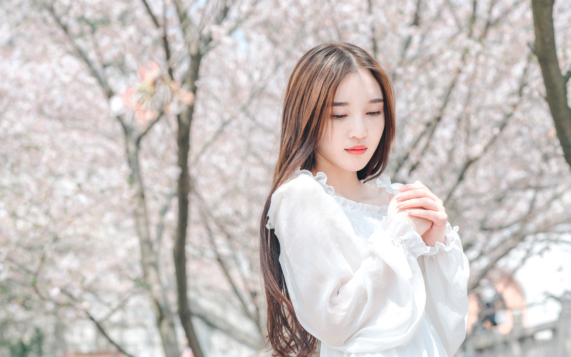 触摸少女游戏手机版_萌娘触摸手机版3_监禁少女2手机版