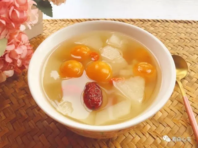 今年冬天冷吗-冬天来了，老年人告诉你：这是御寒绝招