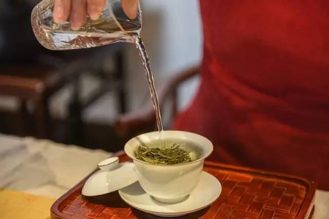 樱满真名-中国茶道 vs 日本茶道：探秘茶道文化内涵