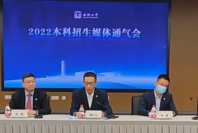 命运化妆师里面的孩子_命运化妆师_命运化妆师简介