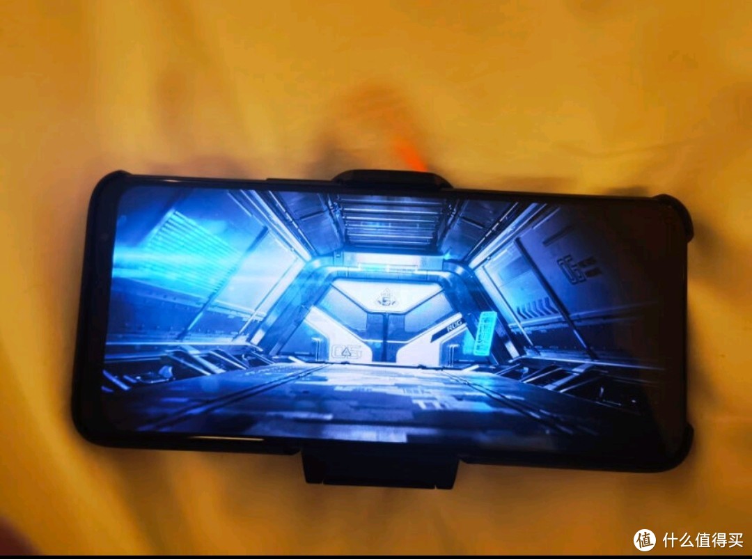 1200元5g手机打游戏_打游戏手机多少钱_打游戏费话费多吗