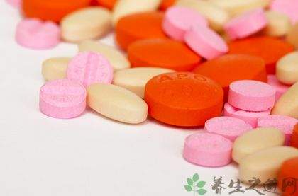 电视游戏手机_电视手机游戏手柄_电视手机游戏为何让人沉迷作文