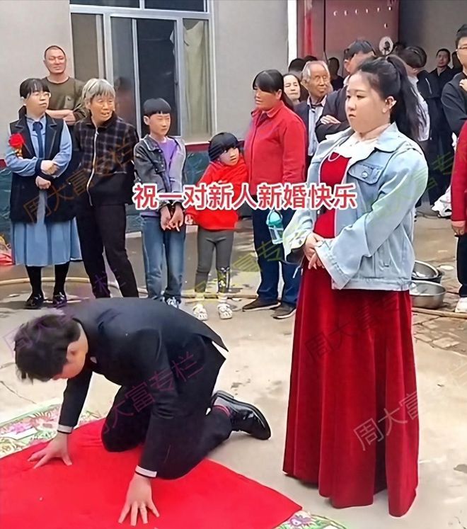 吃完的手机游戏_玩游手机游戏_手玩游戏