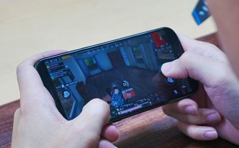 打手机游戏孩子怎么教育_13岁孩子打手机游戏_打手机游戏孩子不听话