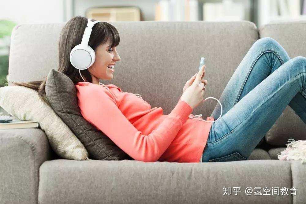 沉迷于手机游戏新闻-沉迷手机游戏，让你的生活节奏被打乱，如何
