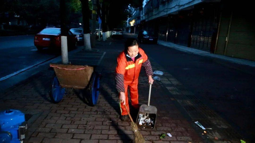 平凡职业造就世界最强中文版_平凡职业造就世界最强_平凡职业