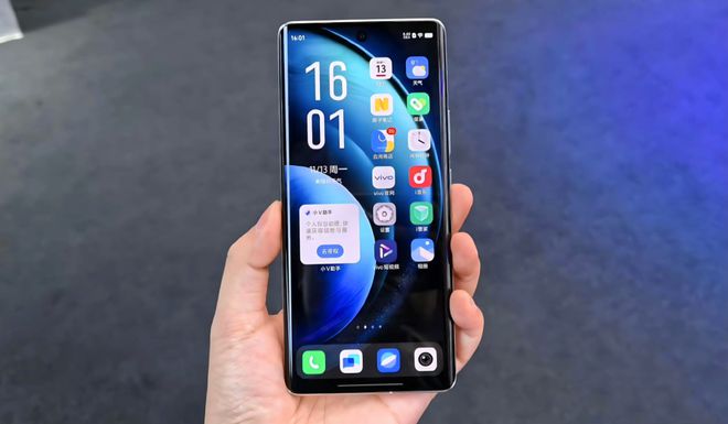 vivo游戏手机吗-vivo 游戏手机：屏幕清晰流畅，散热技