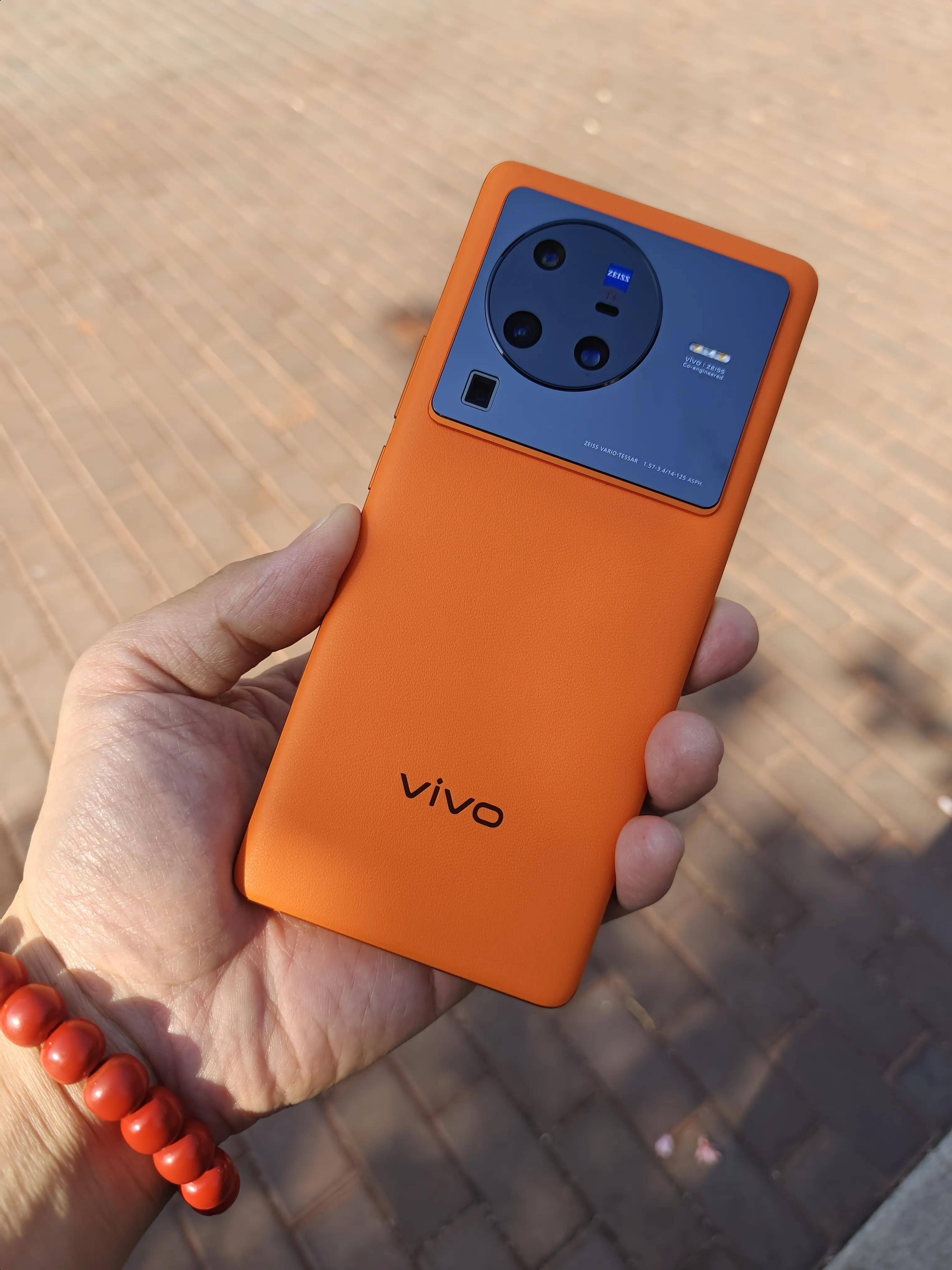 vovio游戏手机-Vovio 游戏手机：酷炫外形与超强性能