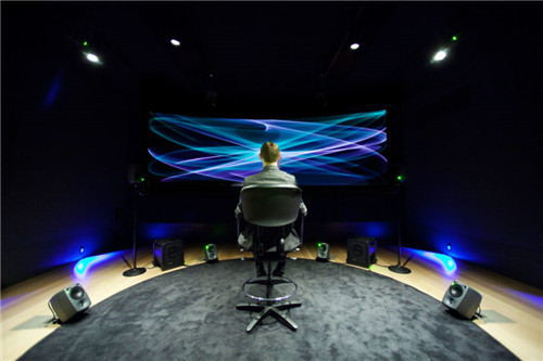 vr能玩什么手机游戏-探索 VR 手机游戏的神奇世界：让你心