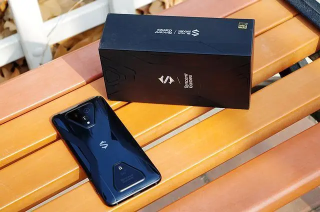 手机3000元左右的什么手机_六年级捐了420元_420元游戏手机