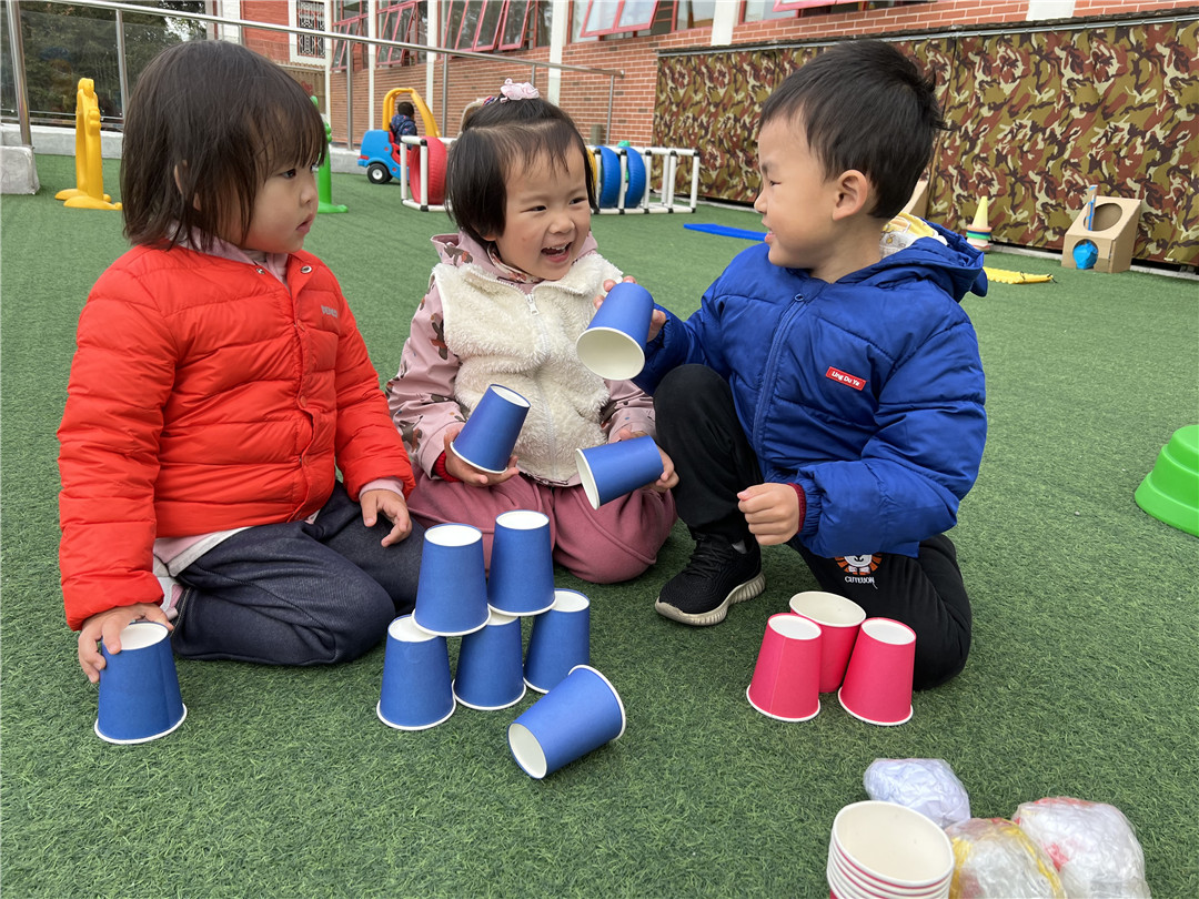 童年回忆：纸杯电话，简单却充满乐趣的情感交流方式